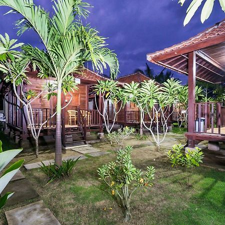 Lembongan Bagus Villa Екстериор снимка
