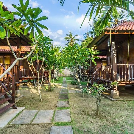 Lembongan Bagus Villa Екстериор снимка